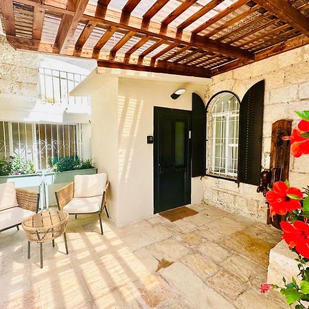Mamilla View- Suites & Apt Hotel Йерусалим Екстериор снимка