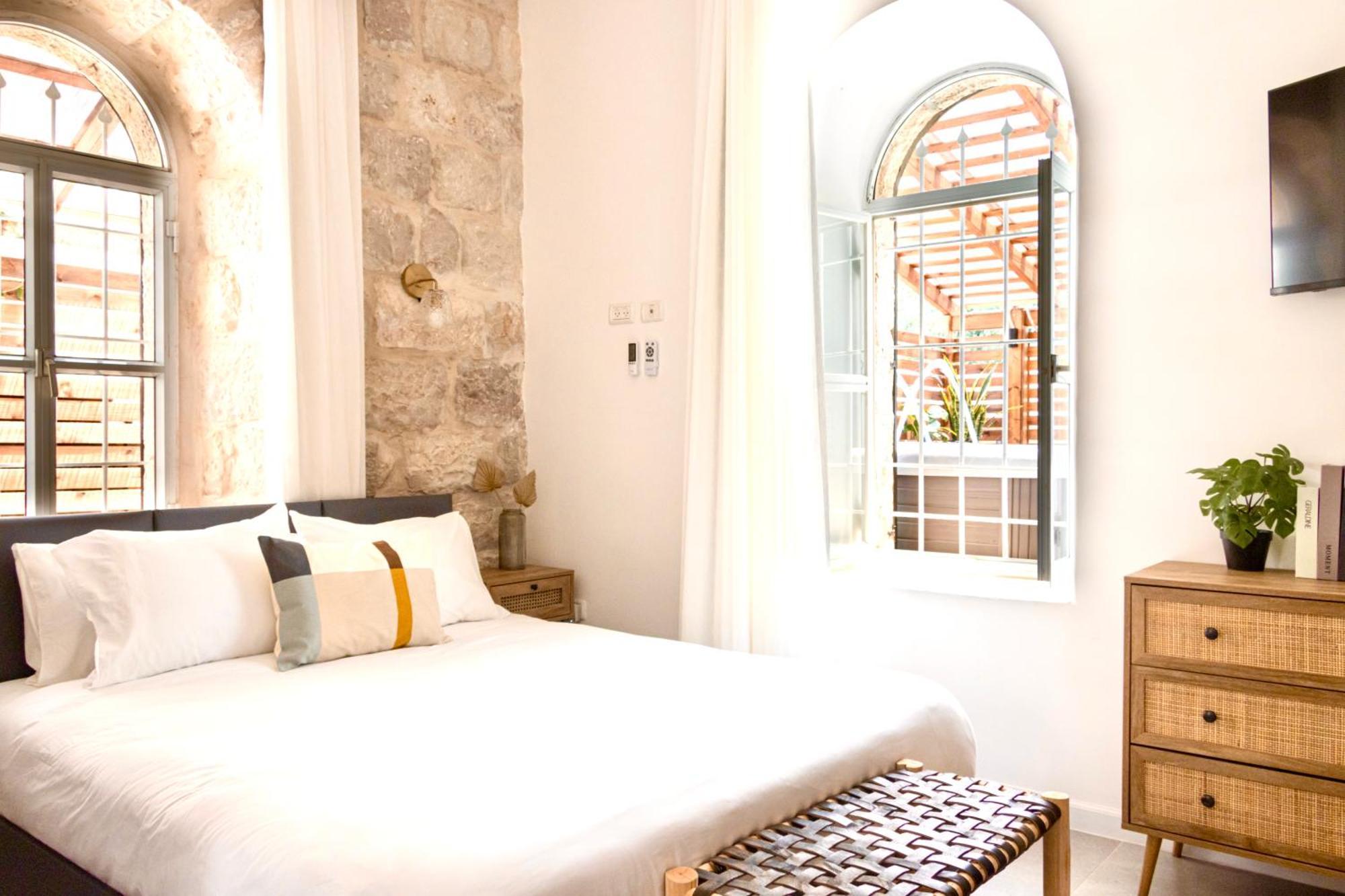 Mamilla View- Suites & Apt Hotel Йерусалим Екстериор снимка