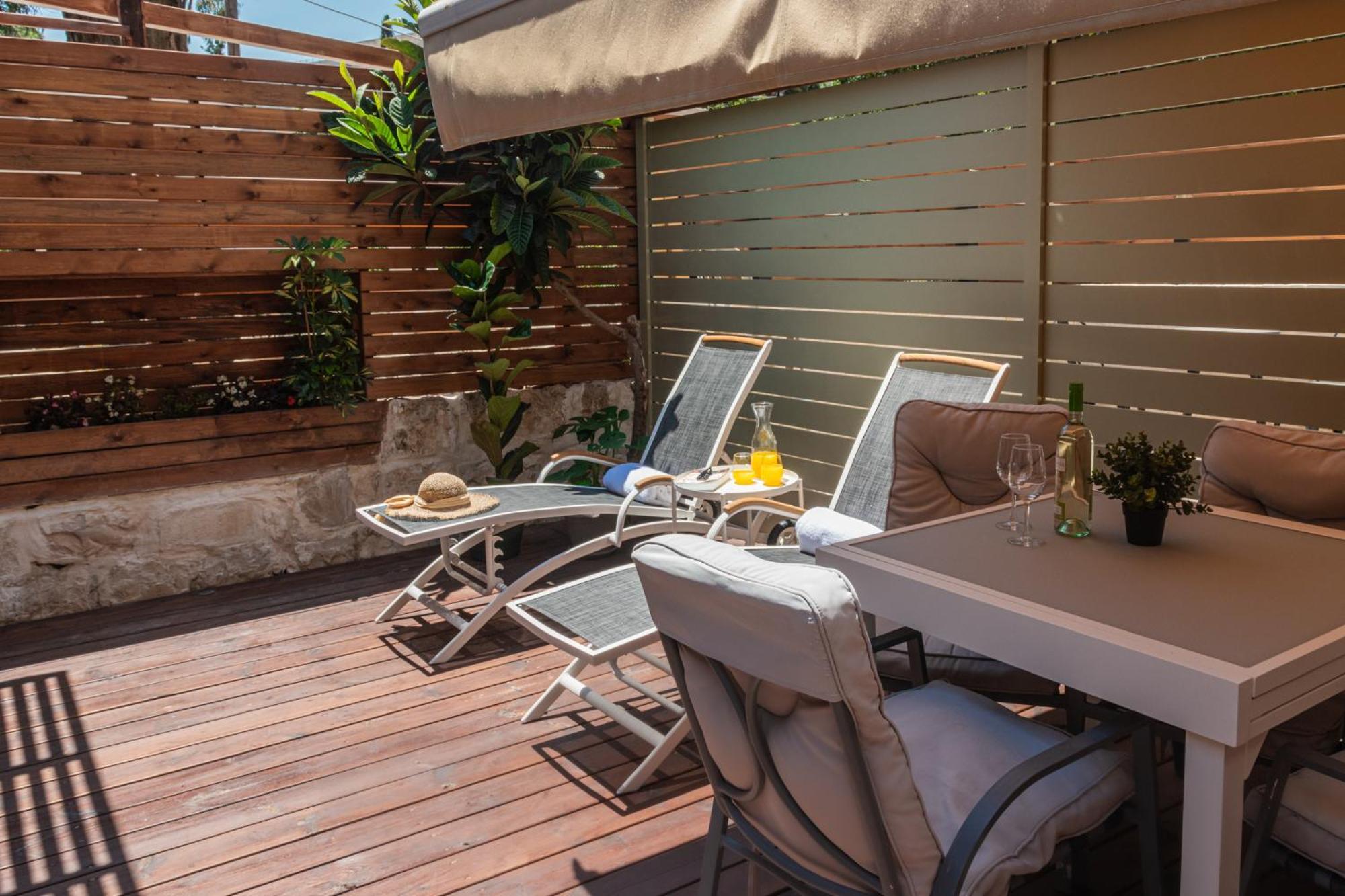 Mamilla View- Suites & Apt Hotel Йерусалим Екстериор снимка