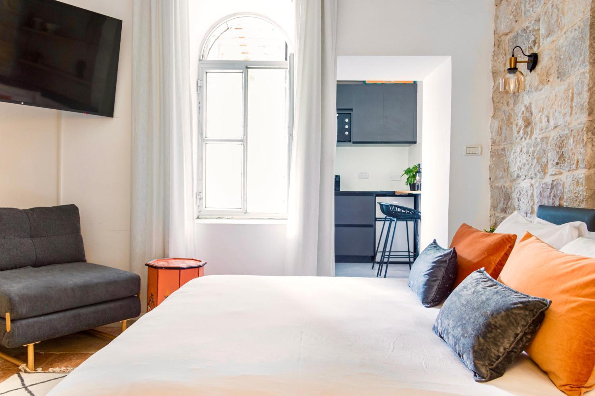 Mamilla View- Suites & Apt Hotel Йерусалим Стая снимка